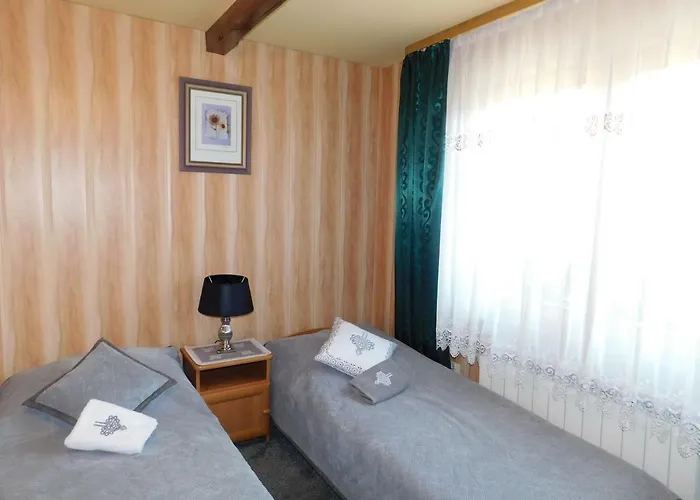 בית אירוח Goscinne Monika